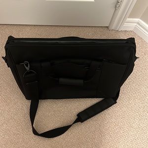 Briggs & Riley “doctor” style bag